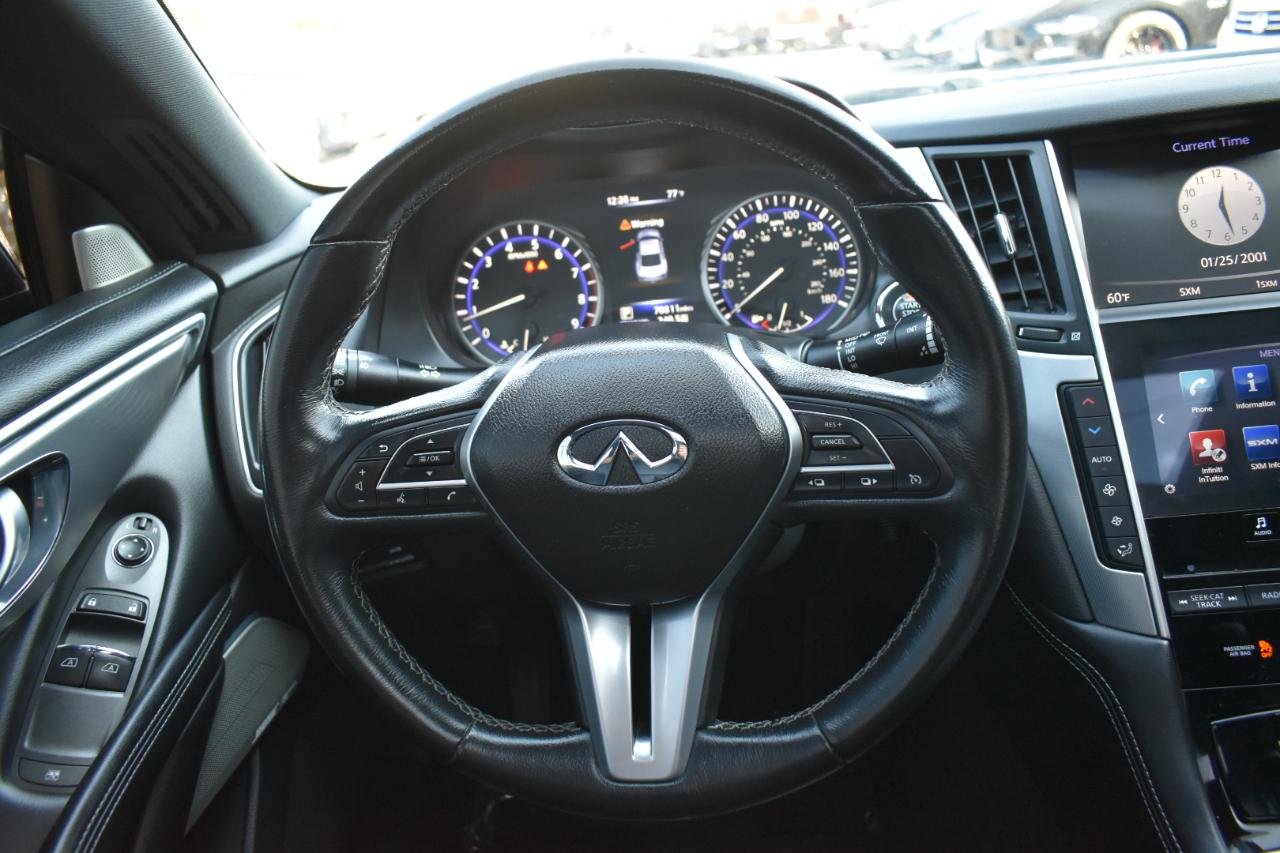 Infiniti Q60 3.0t LUXE RWD 2018