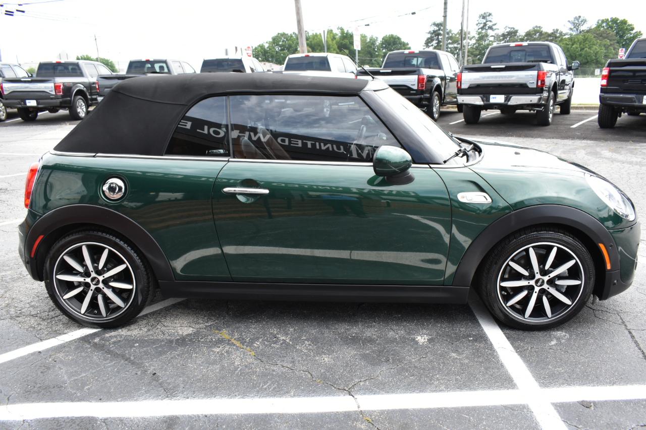MINI Cooper Convertible  2018