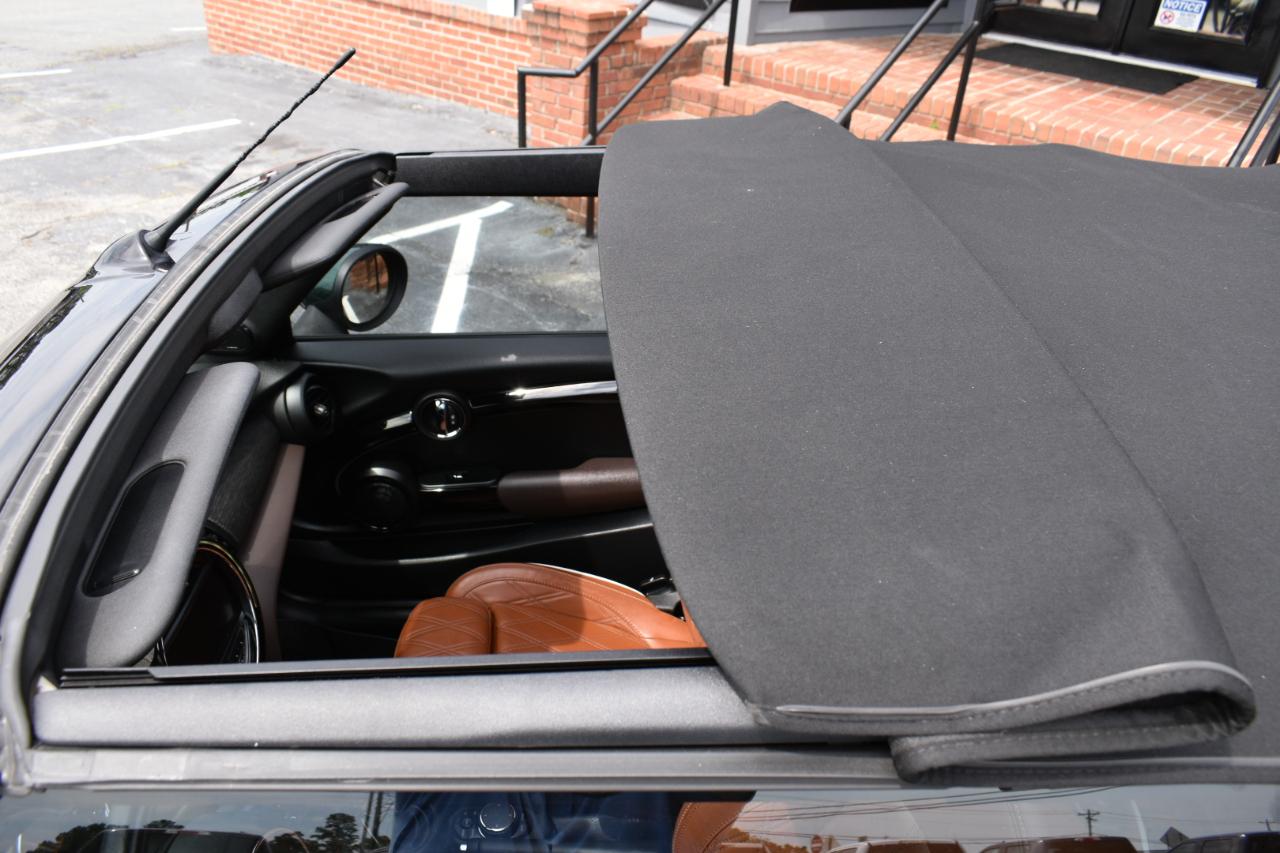 MINI Cooper Convertible  2018