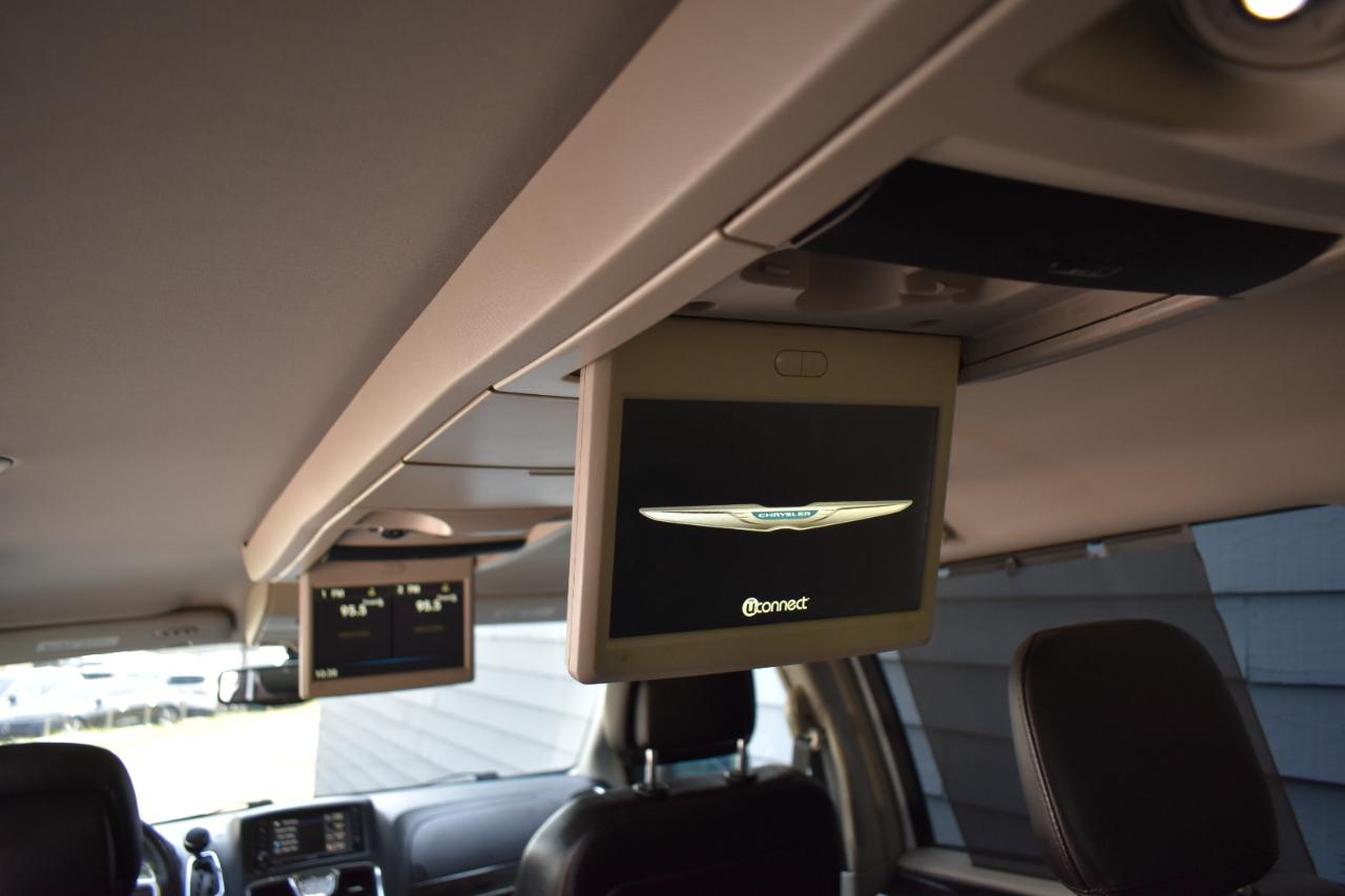 Chrysler Town & Country Touring-L 2014