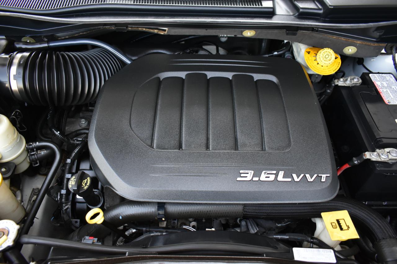 Chrysler Town & Country Touring-L 2014