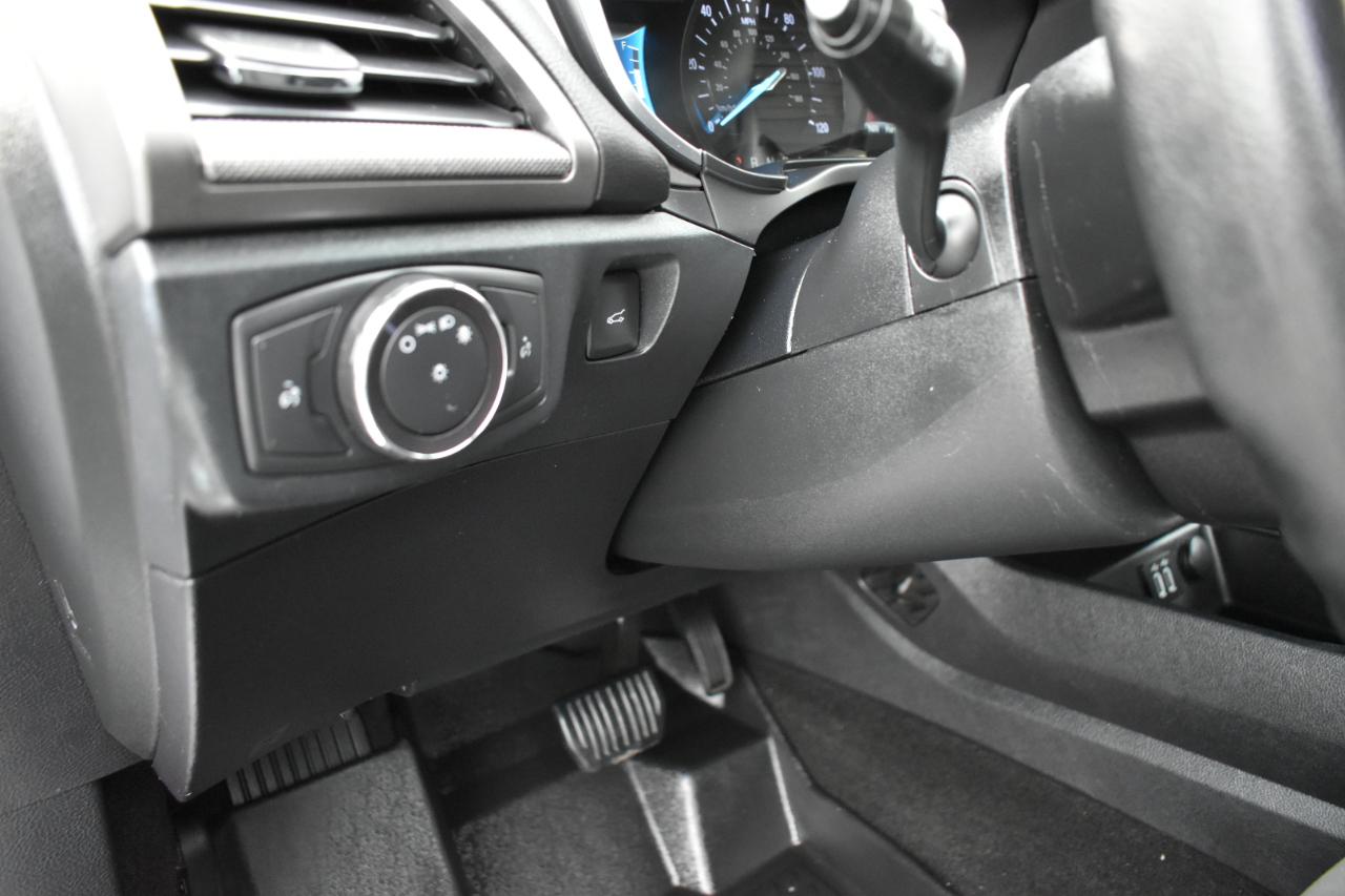 Ford Fusion Hybrid SE 2020