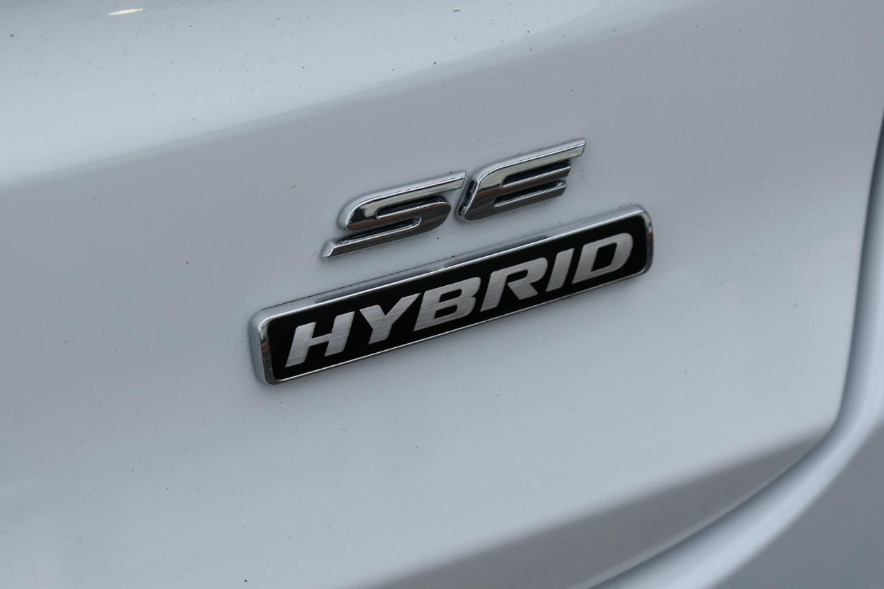 Ford Fusion Hybrid SE 2020