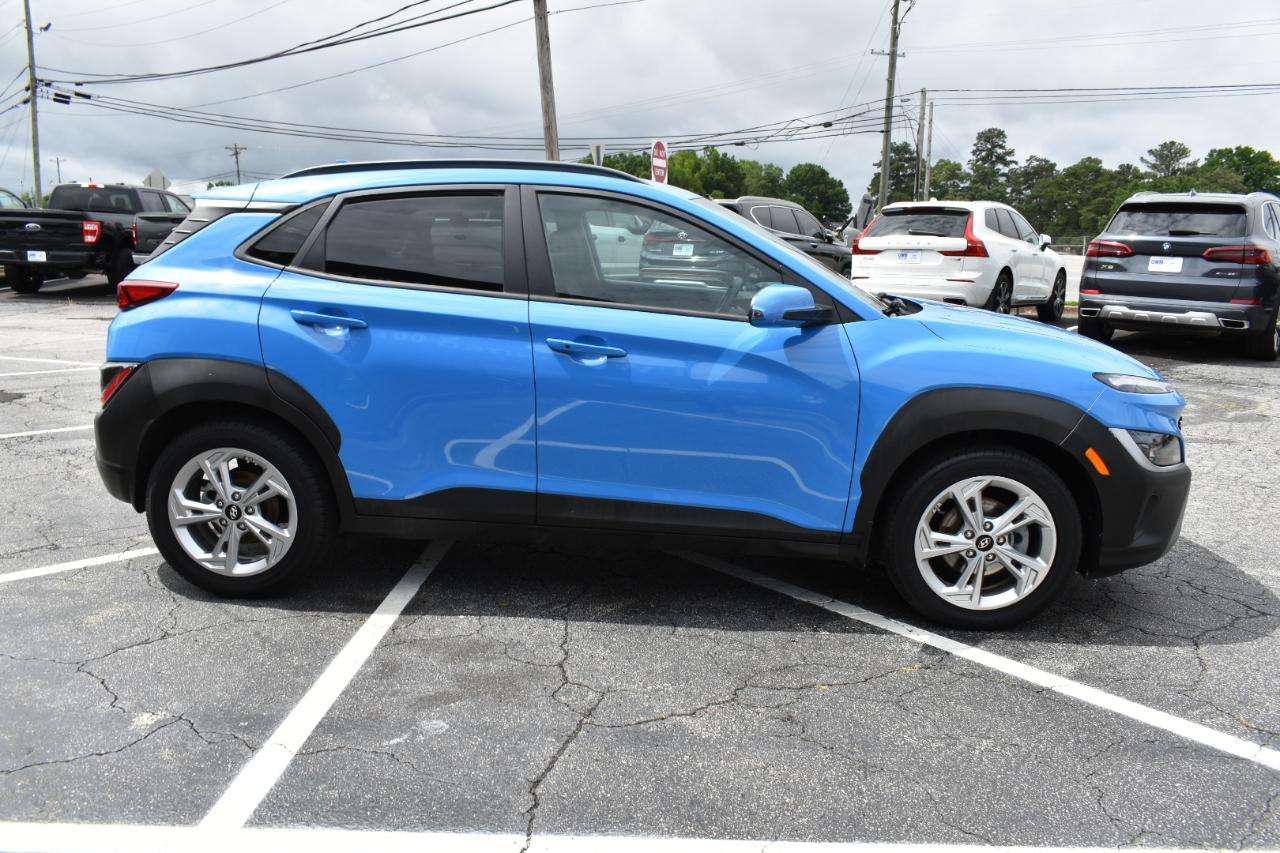 Hyundai Kona SE FWD 2022