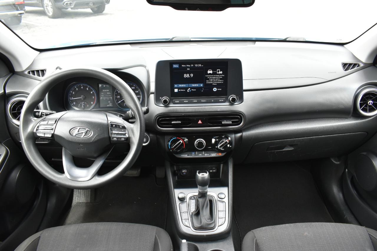 Hyundai Kona SE FWD 2022
