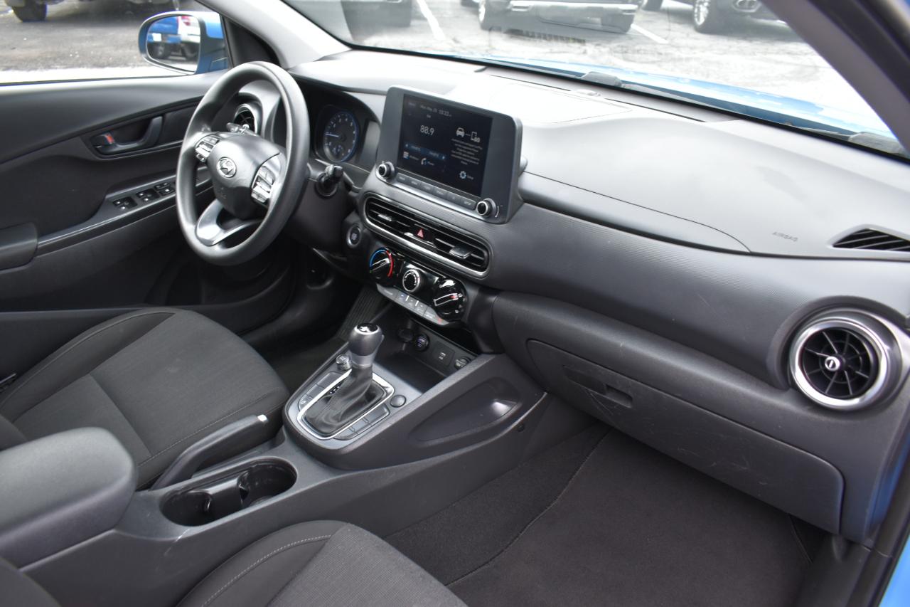 Hyundai Kona SE FWD 2022
