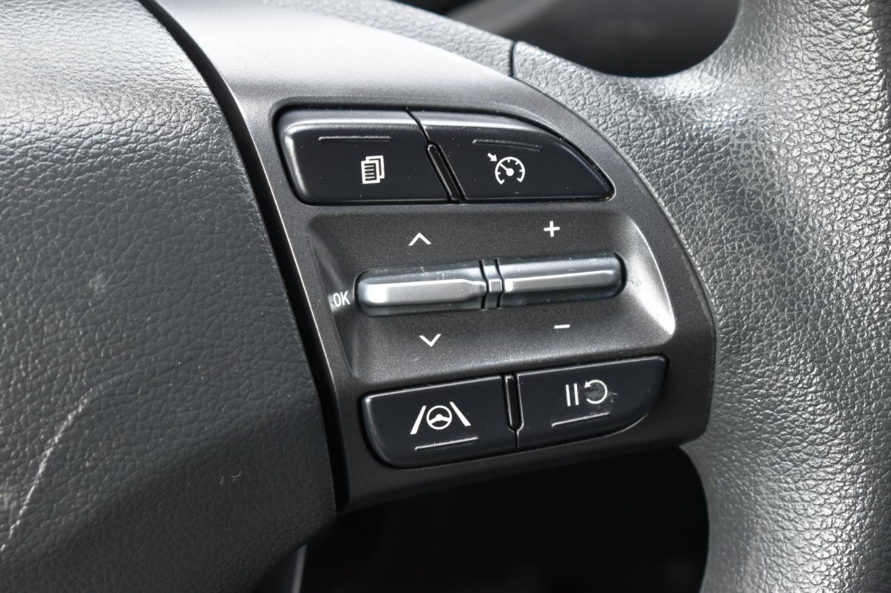 Hyundai Kona SE FWD 2022
