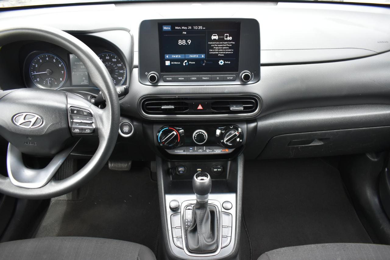 Hyundai Kona SE FWD 2022