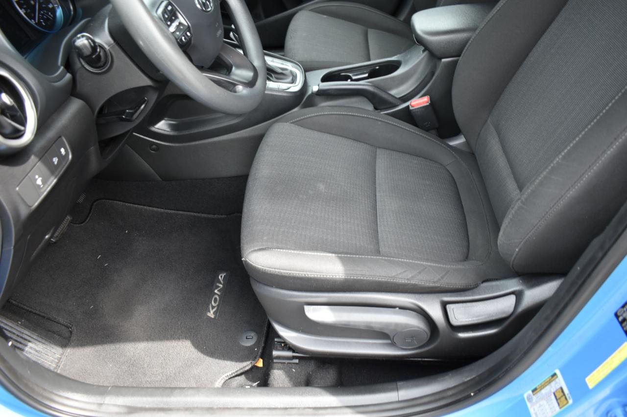 Hyundai Kona SE FWD 2022