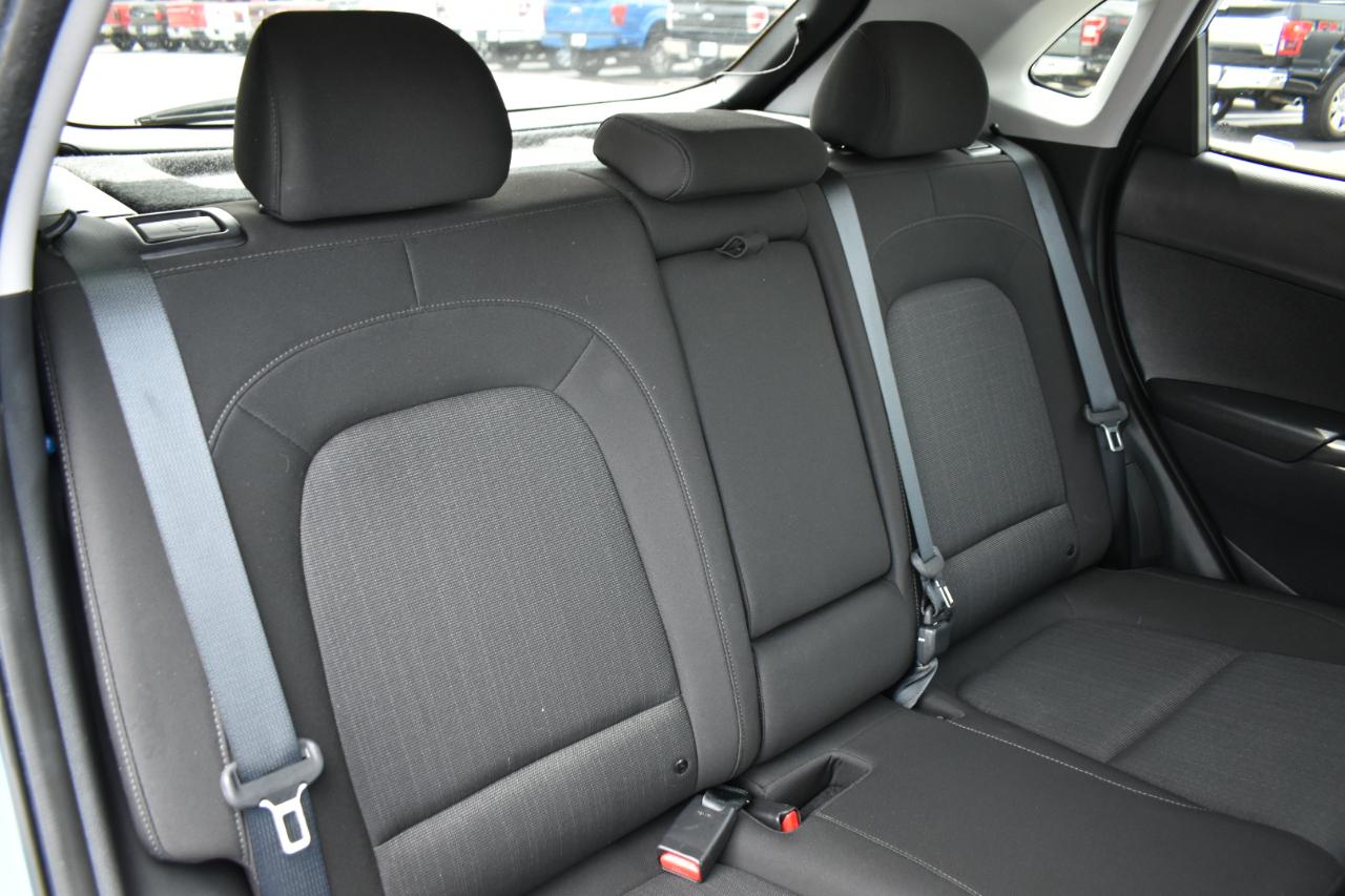 Hyundai Kona SE FWD 2022