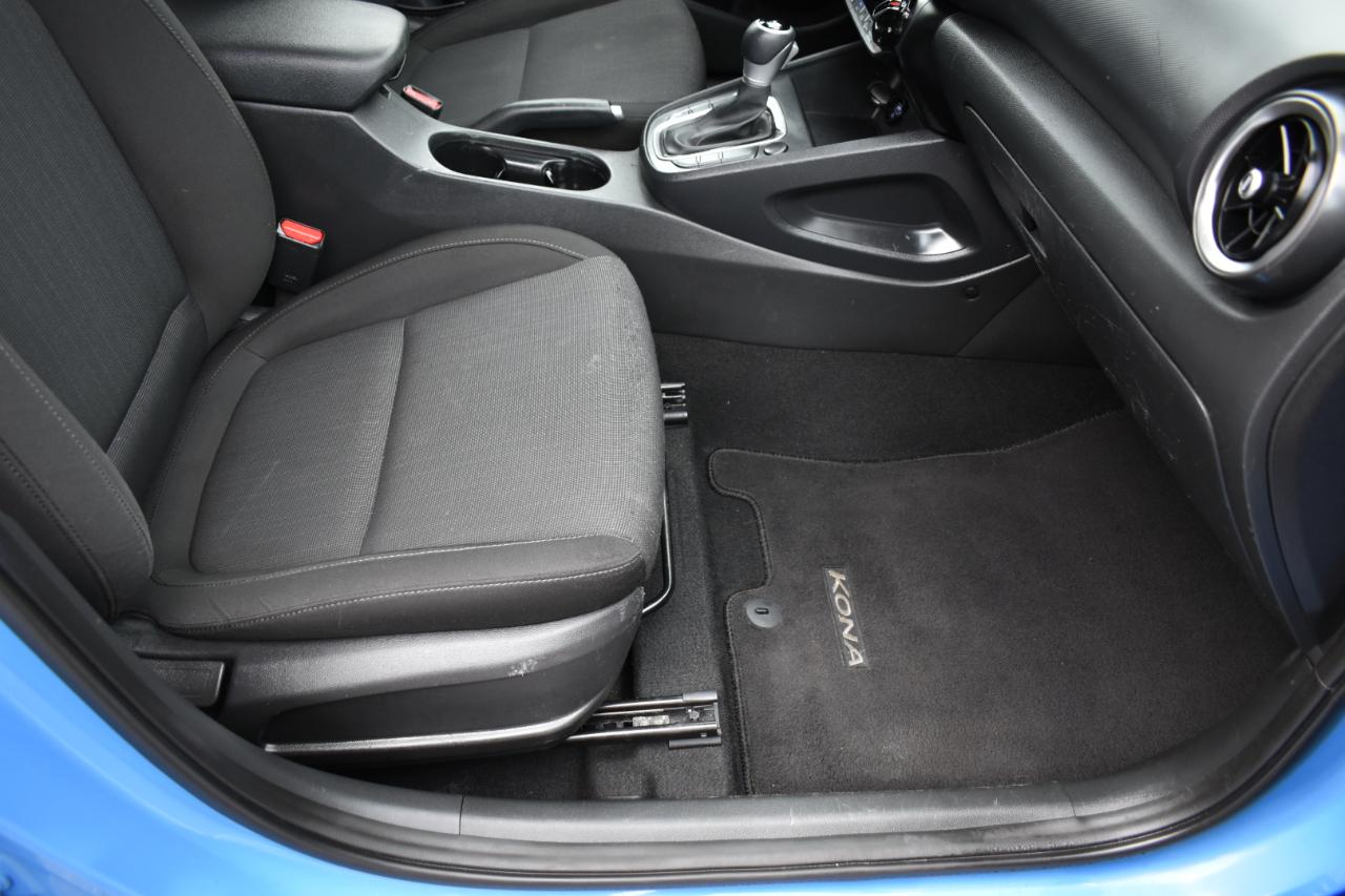 Hyundai Kona SE FWD 2022