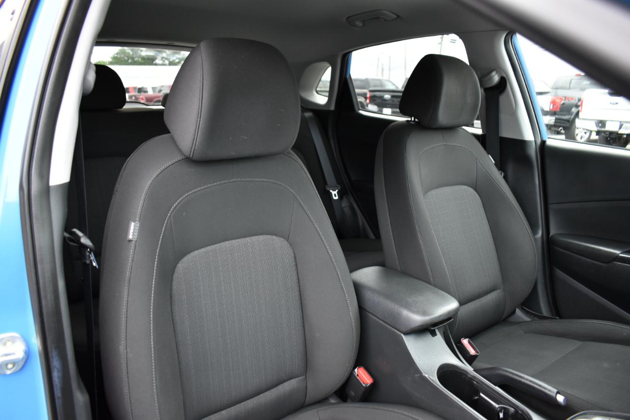 Hyundai Kona SE FWD 2022