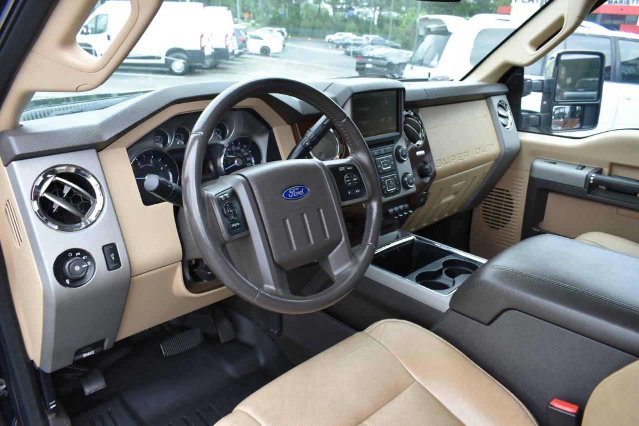 Ford F-250 SD Lariat Crew Cab 4WD 2015