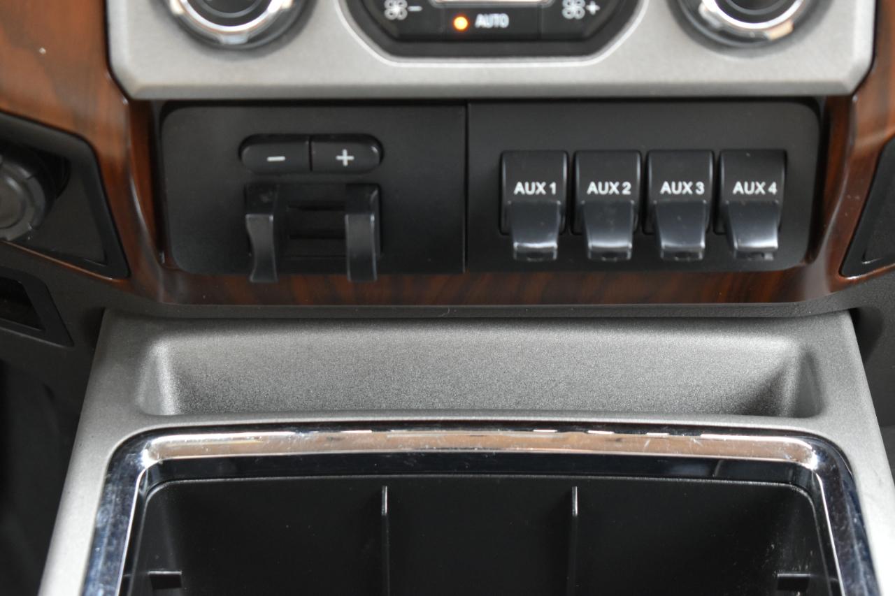 Ford F-250 SD Lariat Crew Cab 4WD 2015