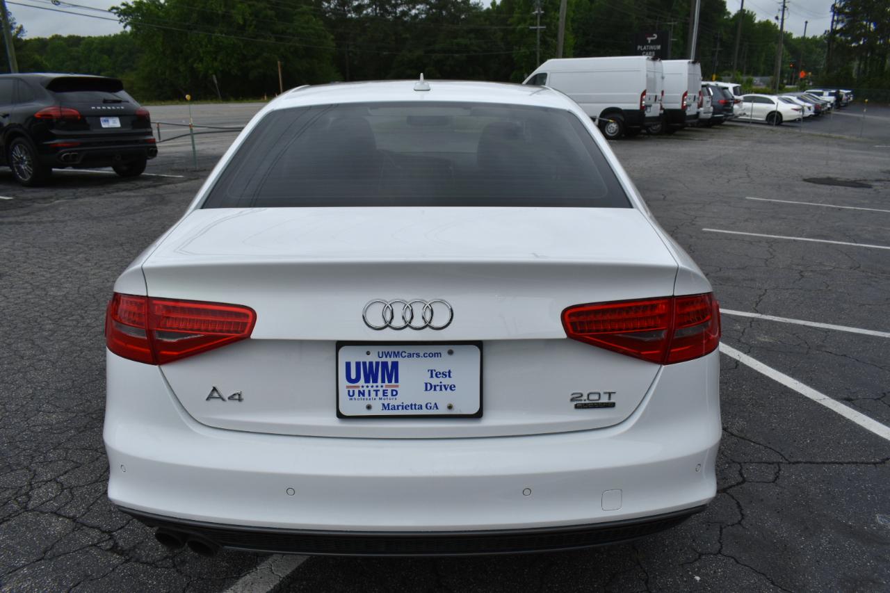 Audi A4 2.0T Premium quattro Sedan AWD 8A 2016