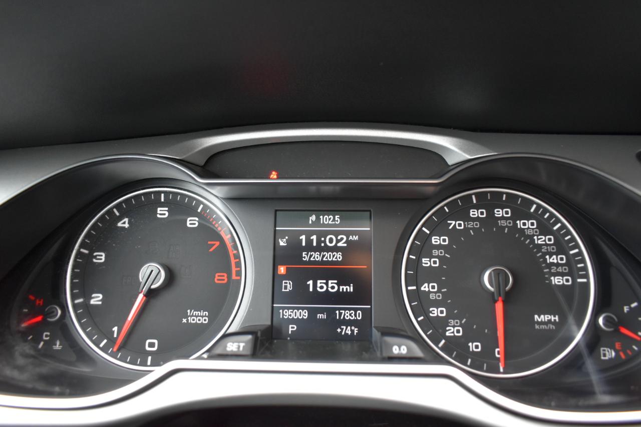 Audi A4 2.0T Premium quattro Sedan AWD 8A 2016