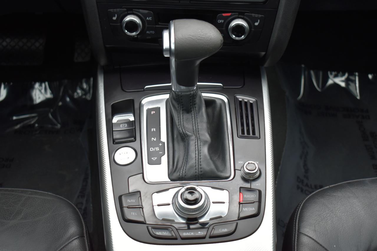 Audi A4 2.0T Premium quattro Sedan AWD 8A 2016