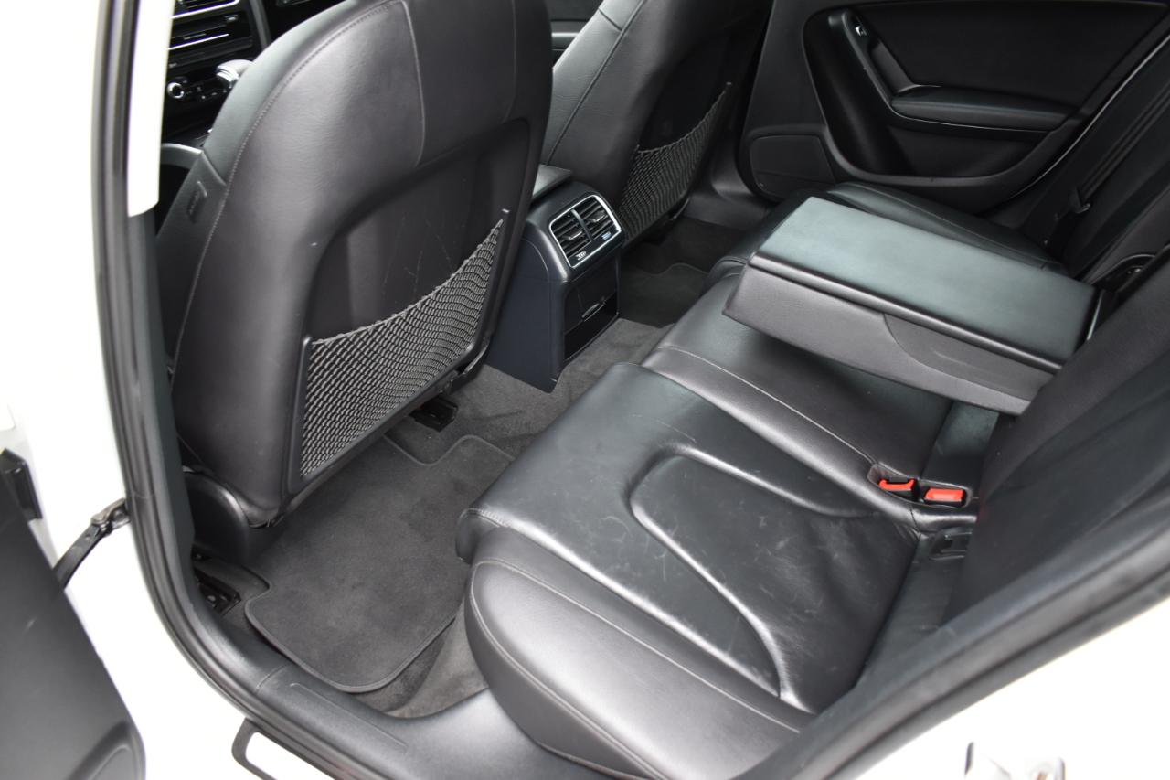 Audi A4 2.0T Premium quattro Sedan AWD 8A 2016