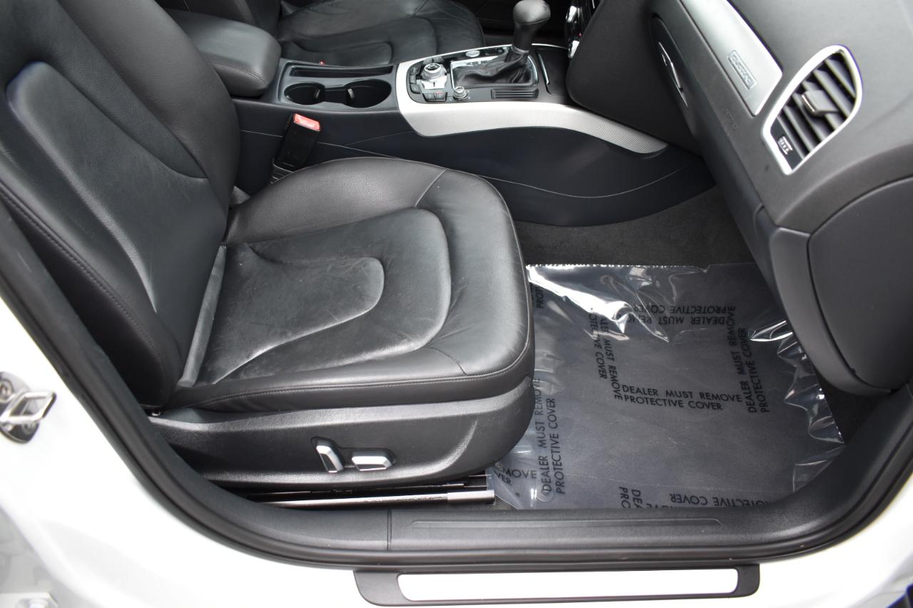 Audi A4 2.0T Premium quattro Sedan AWD 8A 2016