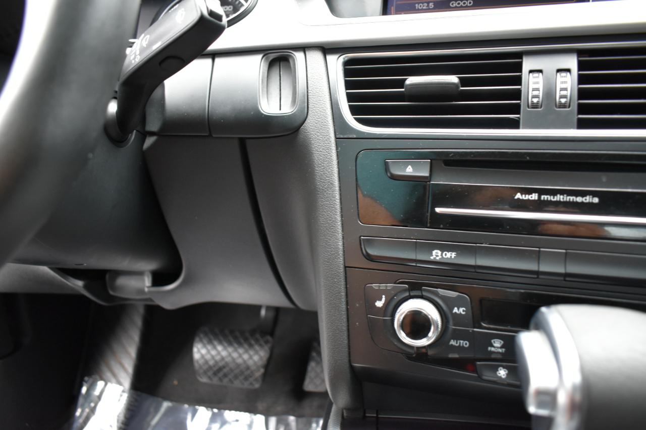 Audi A4 2.0T Premium quattro Sedan AWD 8A 2016