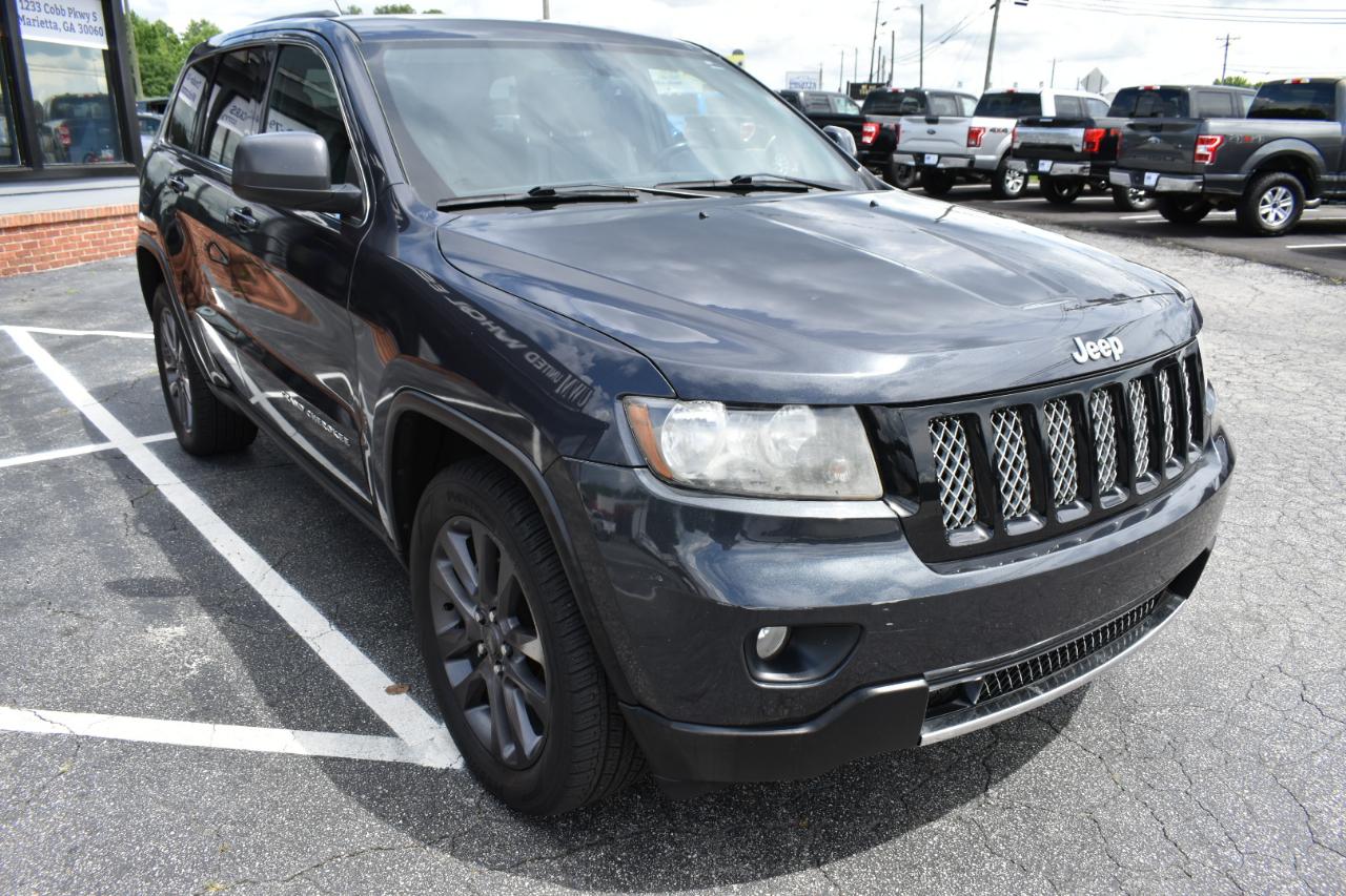Jeep Grand Cherokee Laredo 2WD 2013