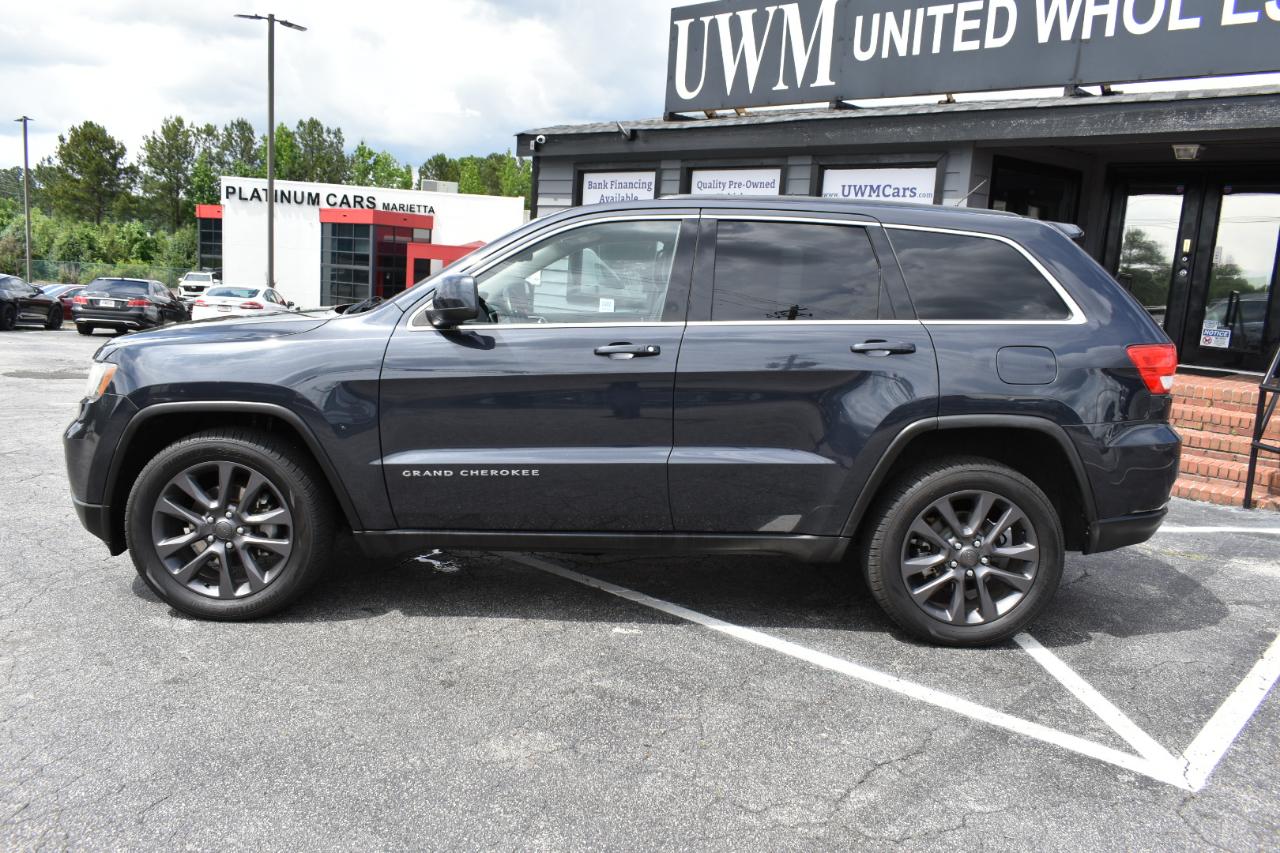 Jeep Grand Cherokee Laredo 2WD 2013
