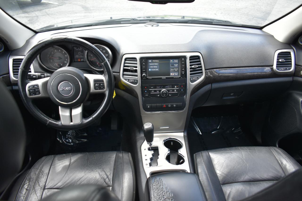 Jeep Grand Cherokee Laredo 2WD 2013
