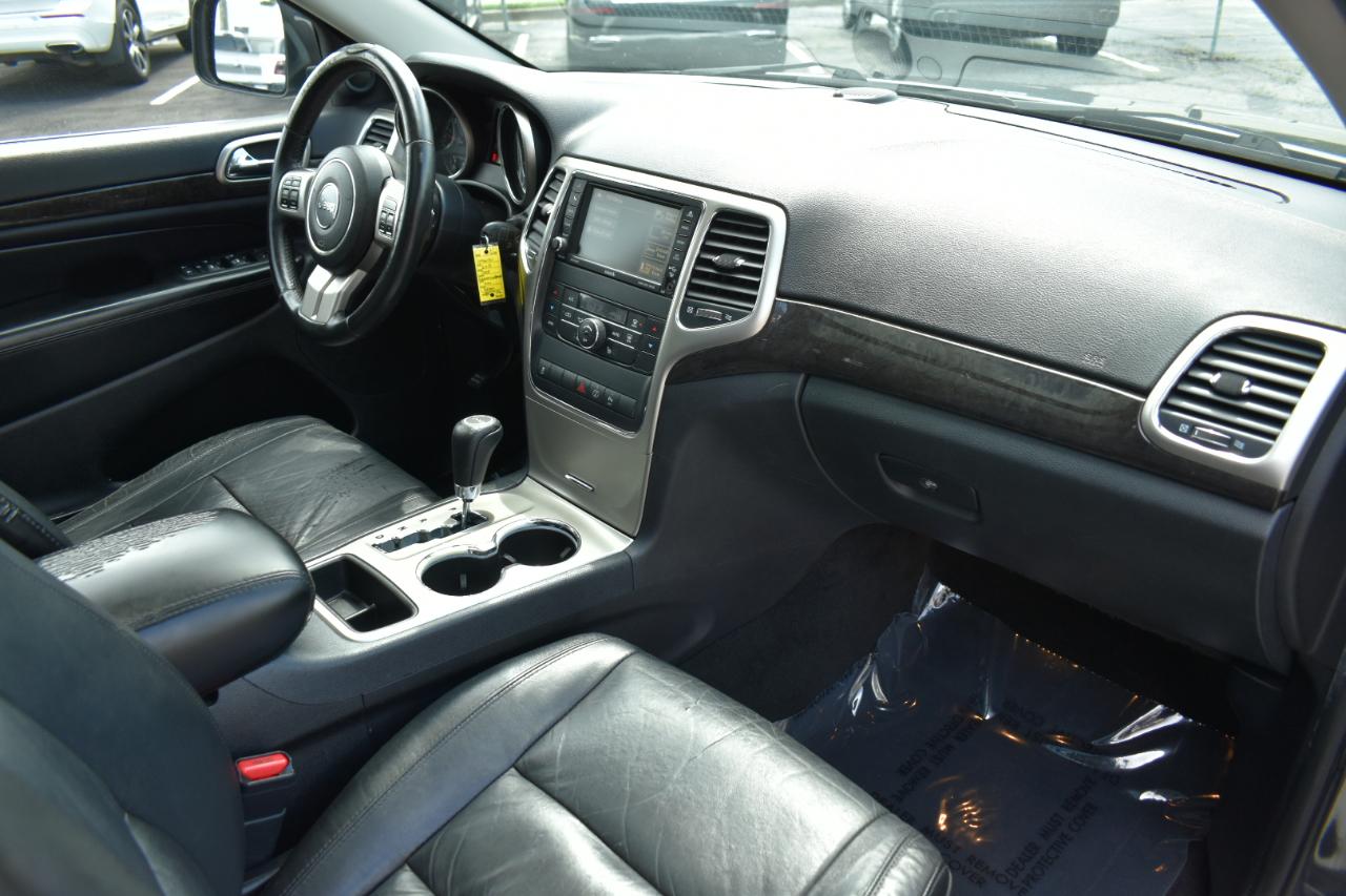 Jeep Grand Cherokee Laredo 2WD 2013