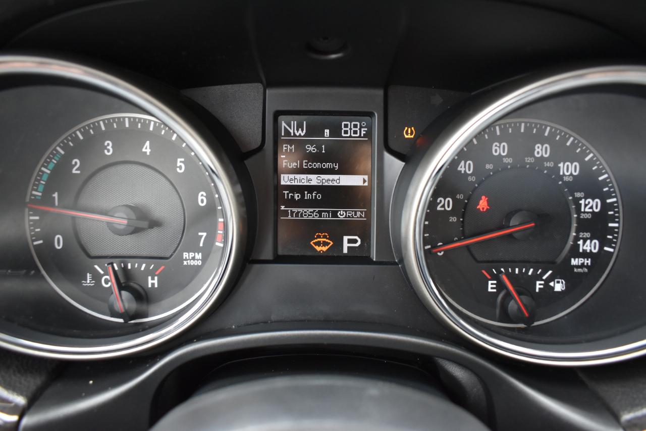 Jeep Grand Cherokee Laredo 2WD 2013