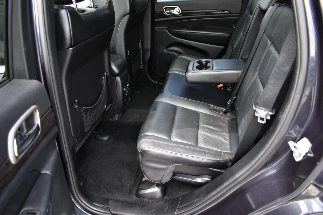 Jeep Grand Cherokee Laredo 2WD 2013