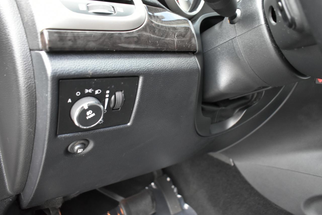 Jeep Grand Cherokee Laredo 2WD 2013