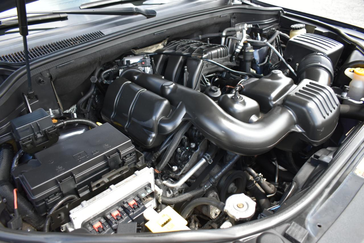 Jeep Grand Cherokee Laredo 2WD 2013
