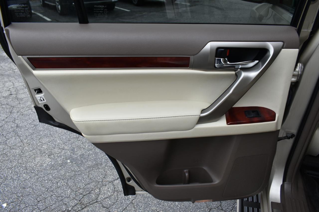 Lexus GX 460 Sport Utility 2013