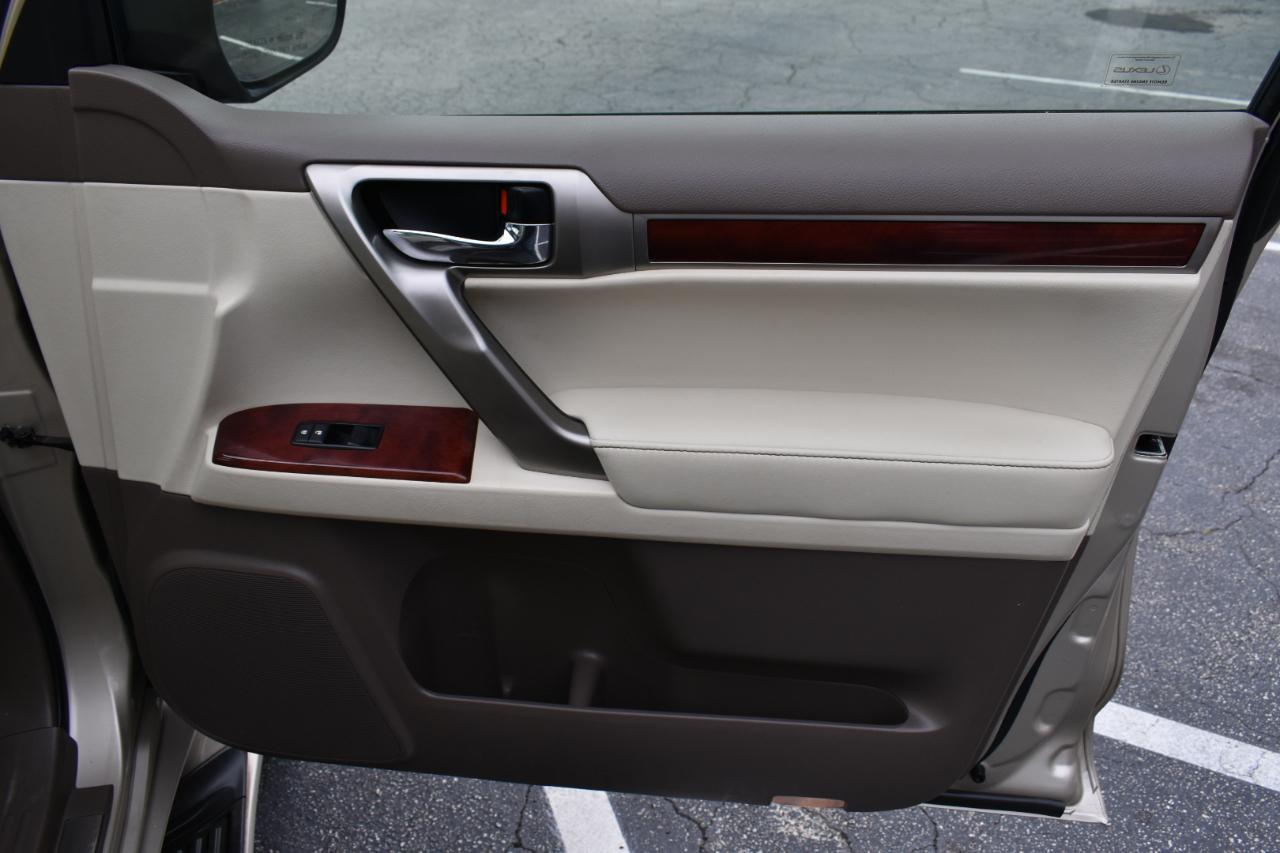 Lexus GX 460 Sport Utility 2013