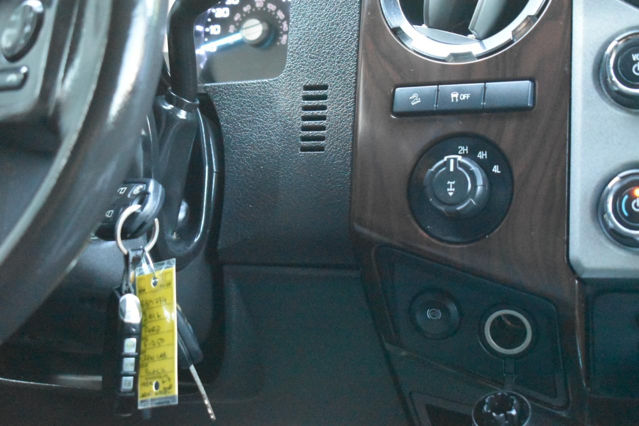 Ford F-250 SD Lariat Crew Cab 4WD 2016
