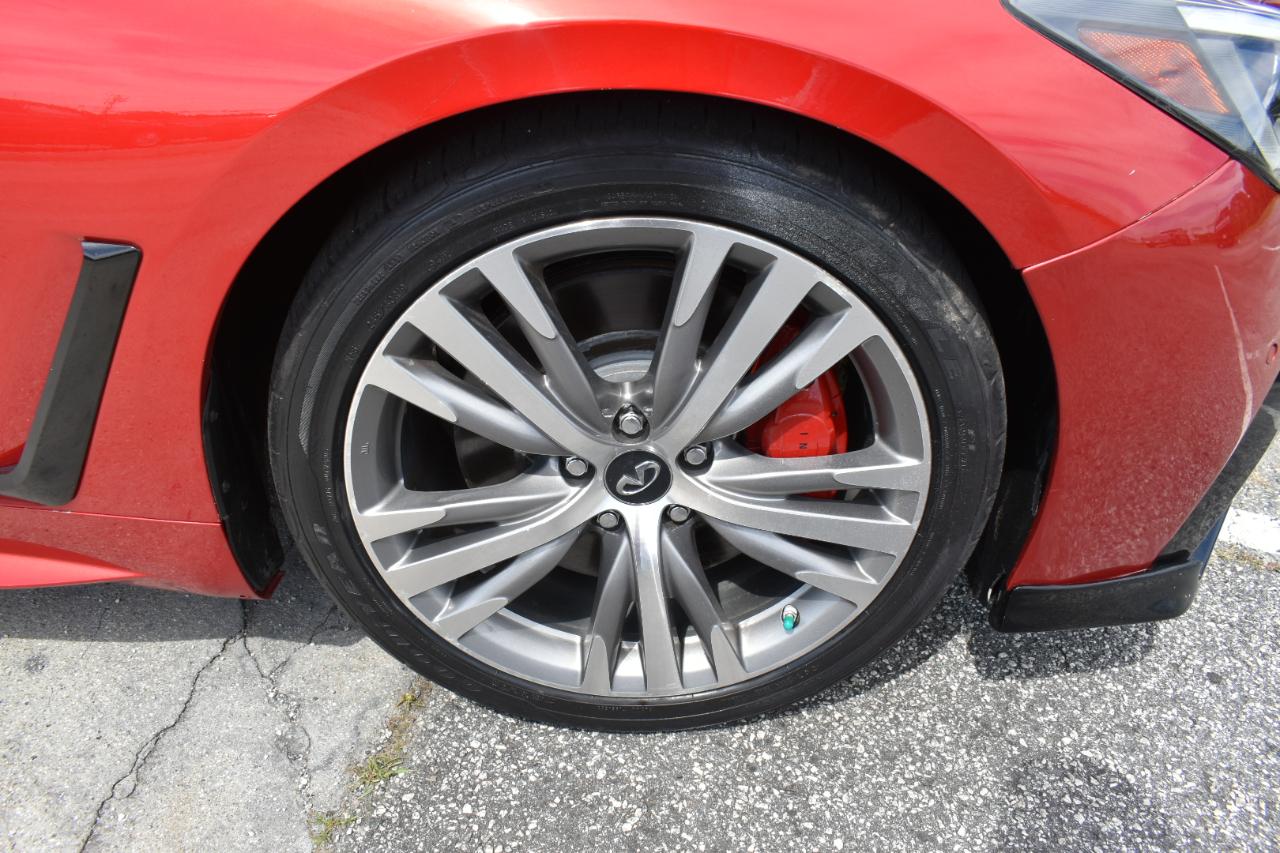 Infiniti Q60 Red Sport 400 2020