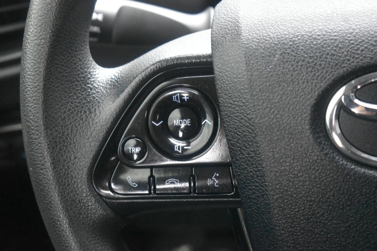 Toyota Prius LE 2022