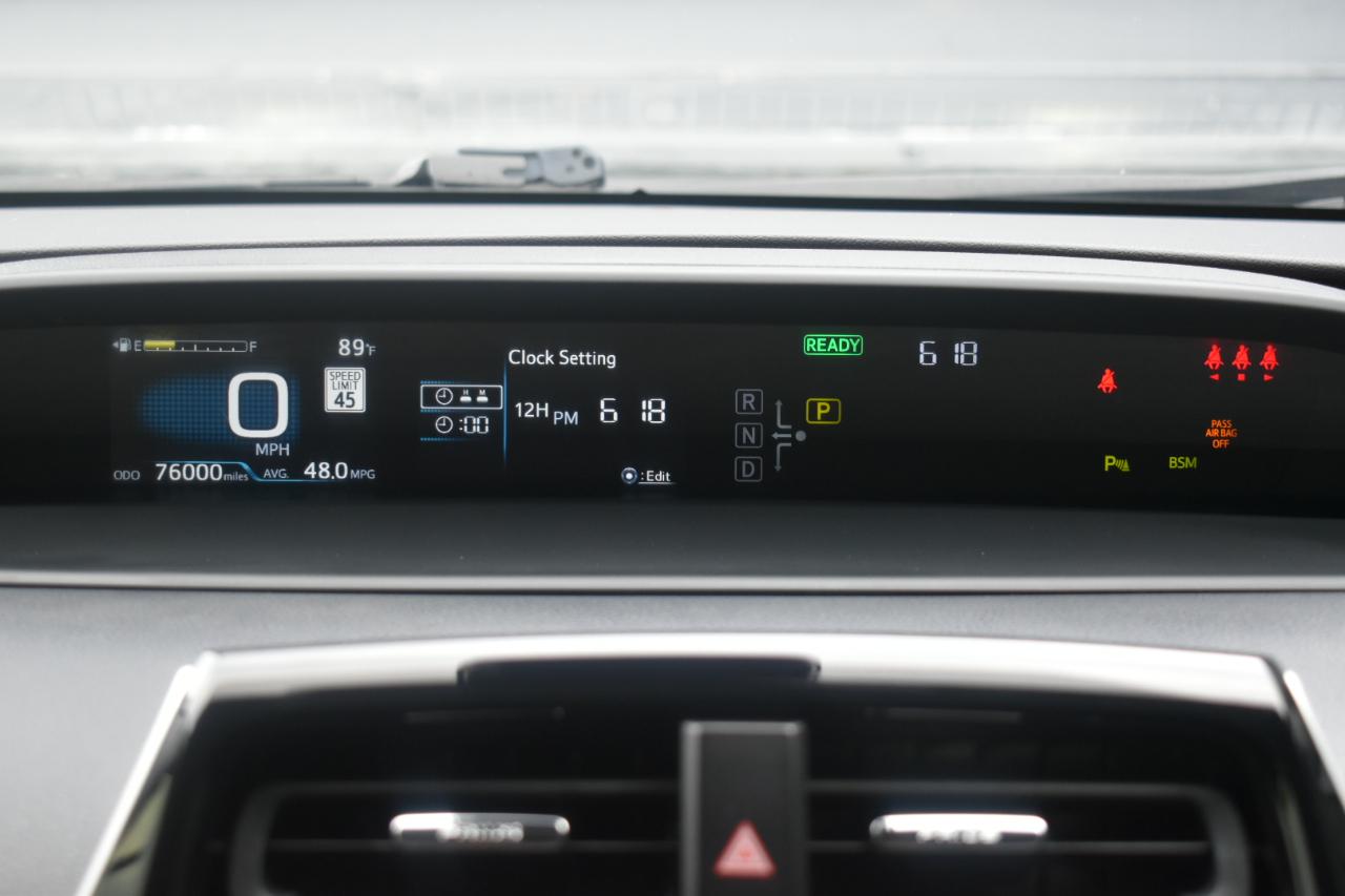 Toyota Prius LE 2022