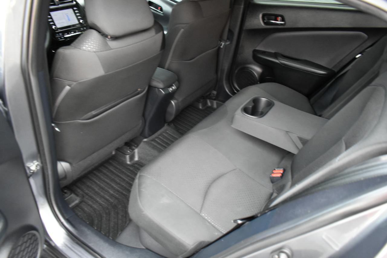 Toyota Prius LE 2022