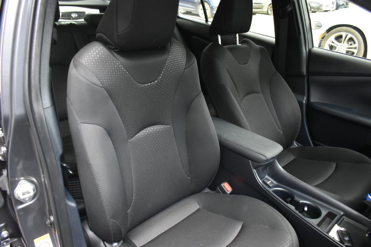 Toyota Prius LE 2022