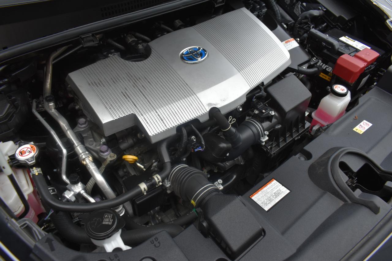 Toyota Prius LE 2022