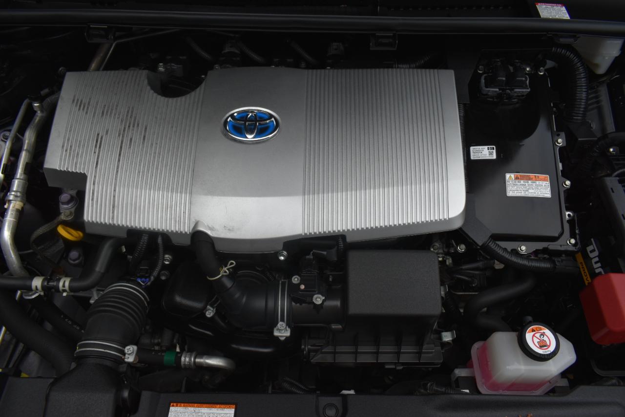 Toyota Prius LE 2022