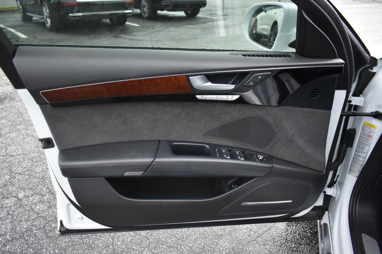 Audi A8 3.0 Sedan L quattro Tiptronic 2013