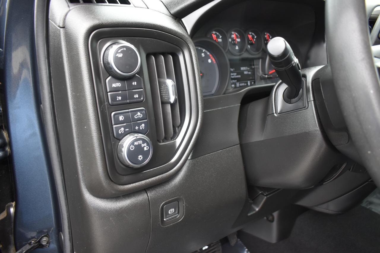 Chevrolet Silverado 1500 Custom Trail Boss Double Cab 4WD 2019