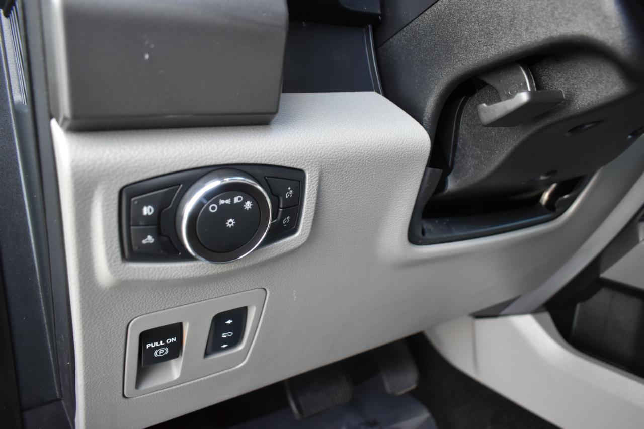 Ford F-150 XLT SuperCrew 4WD 2018