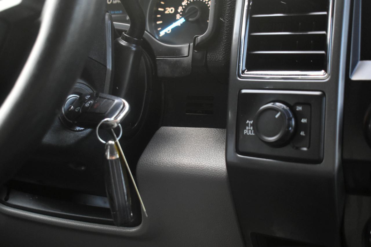 Ford F-150 XLT SuperCrew 4WD 2018