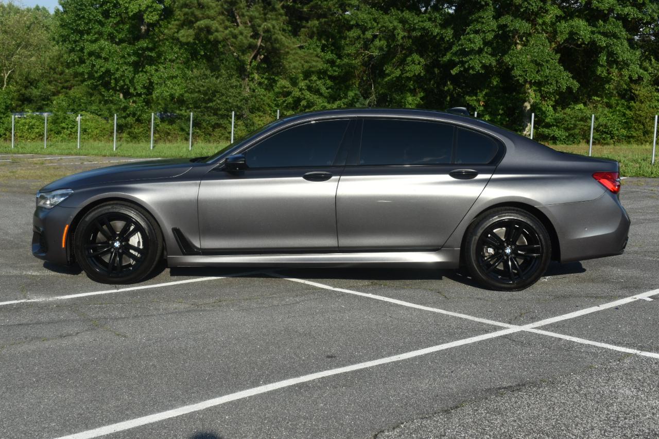 BMW 7-Series 750i xDrive 2018