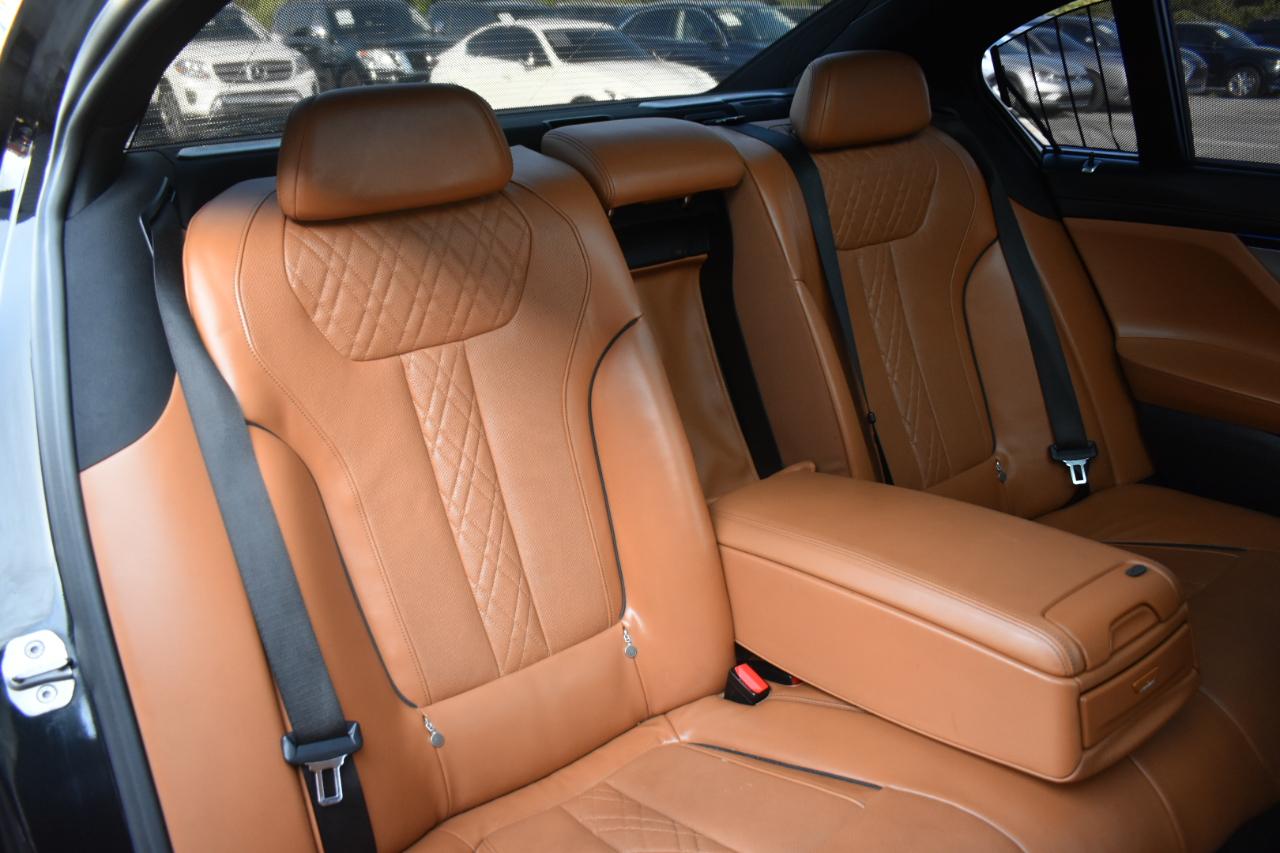 BMW 7-Series 750i xDrive 2018