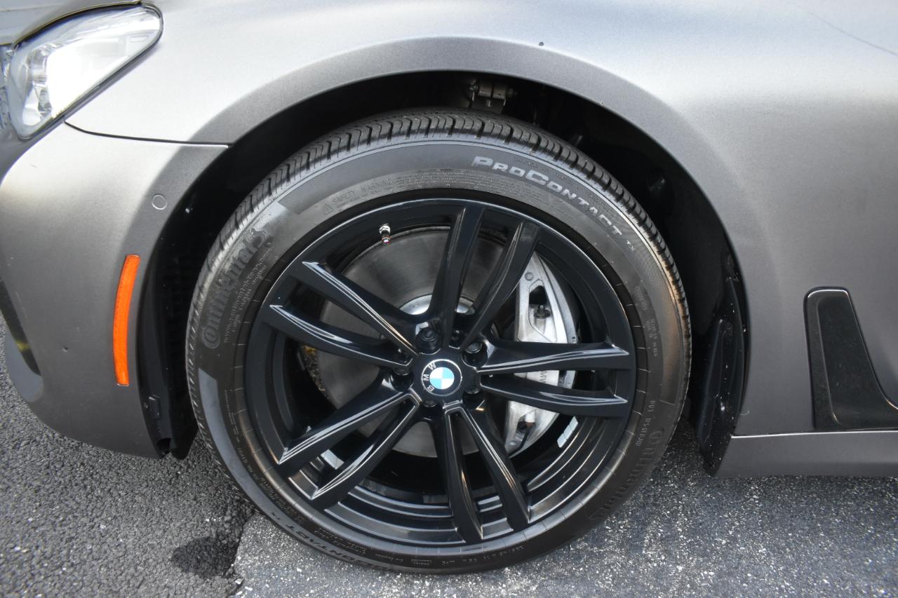 BMW 7-Series 750i xDrive 2018