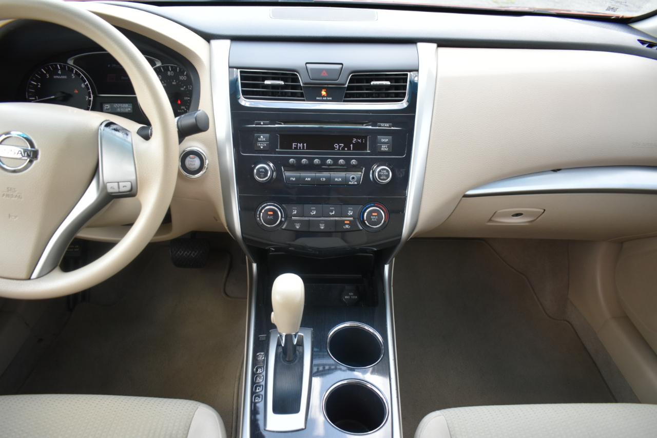 Nissan Altima 2.5 Sedan 2014